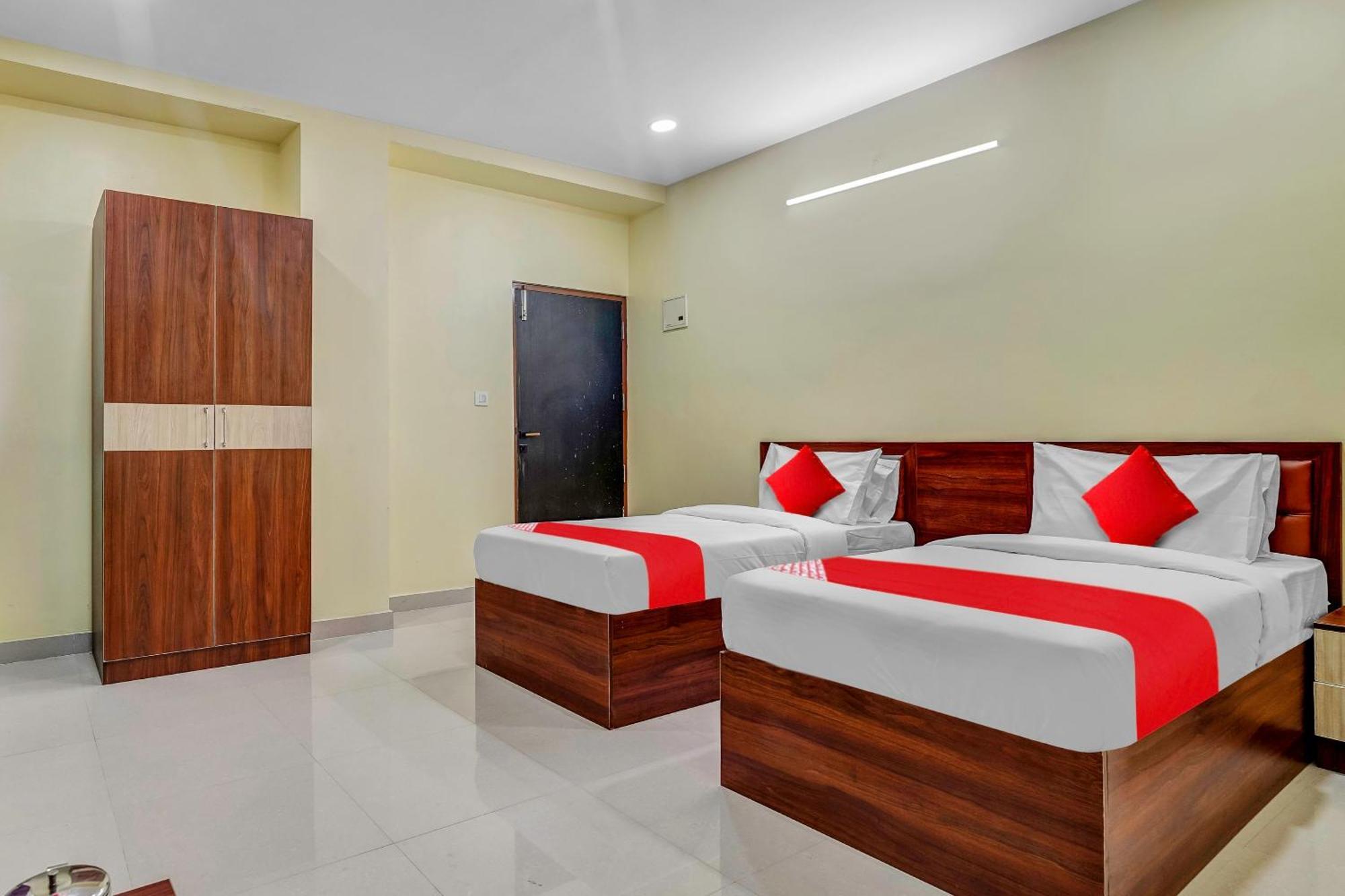 Oyo Flagship Hotel Ayodhya Bangalore Buitenkant foto
