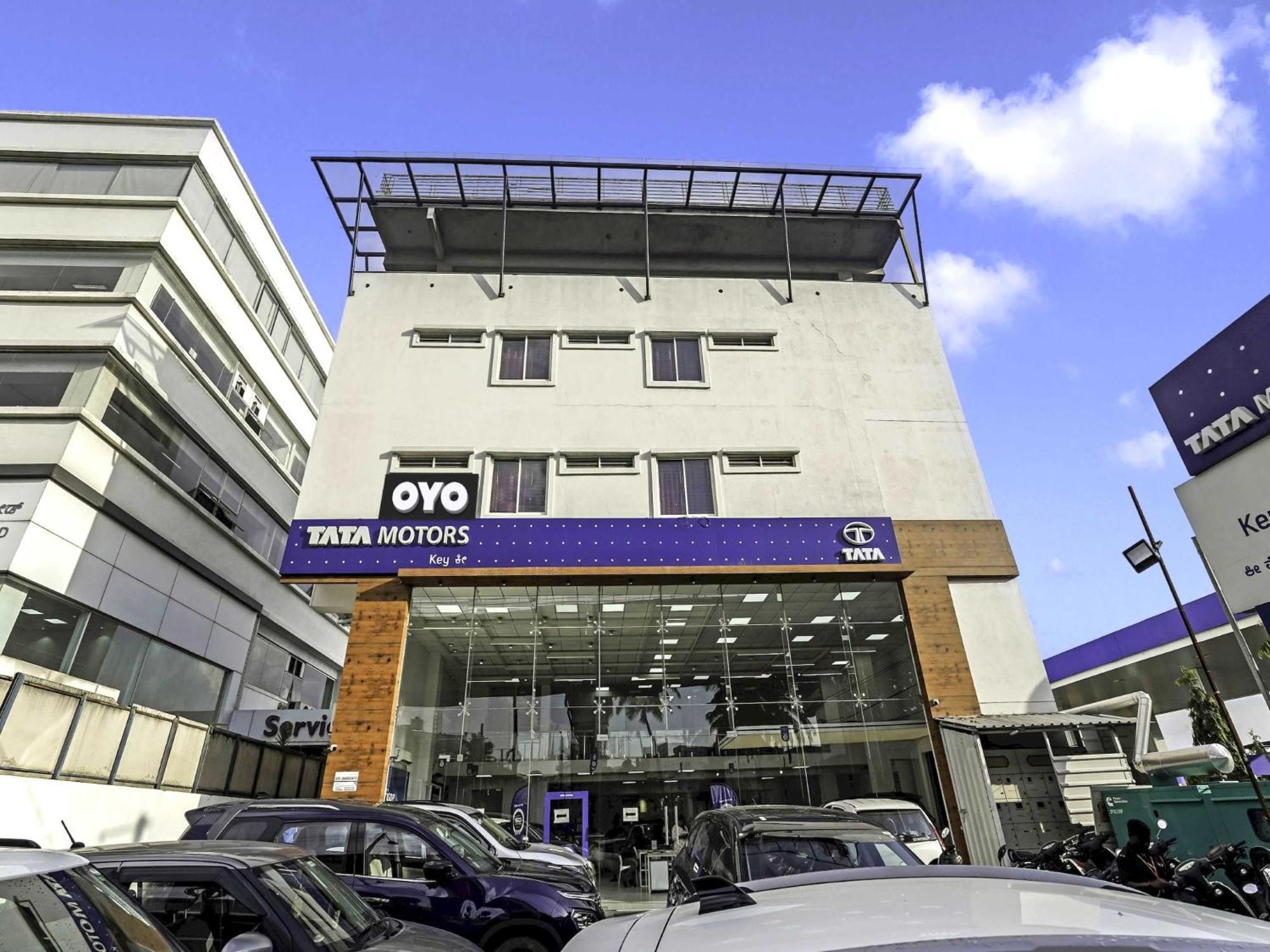 Oyo Flagship Hotel Ayodhya Bangalore Buitenkant foto