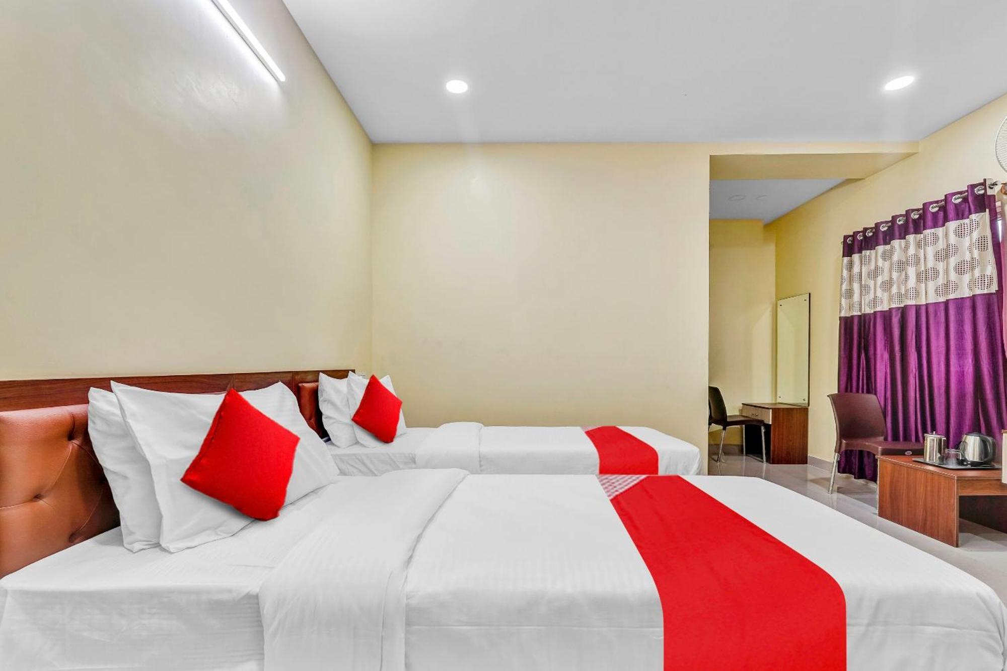 Oyo Flagship Hotel Ayodhya Bangalore Buitenkant foto