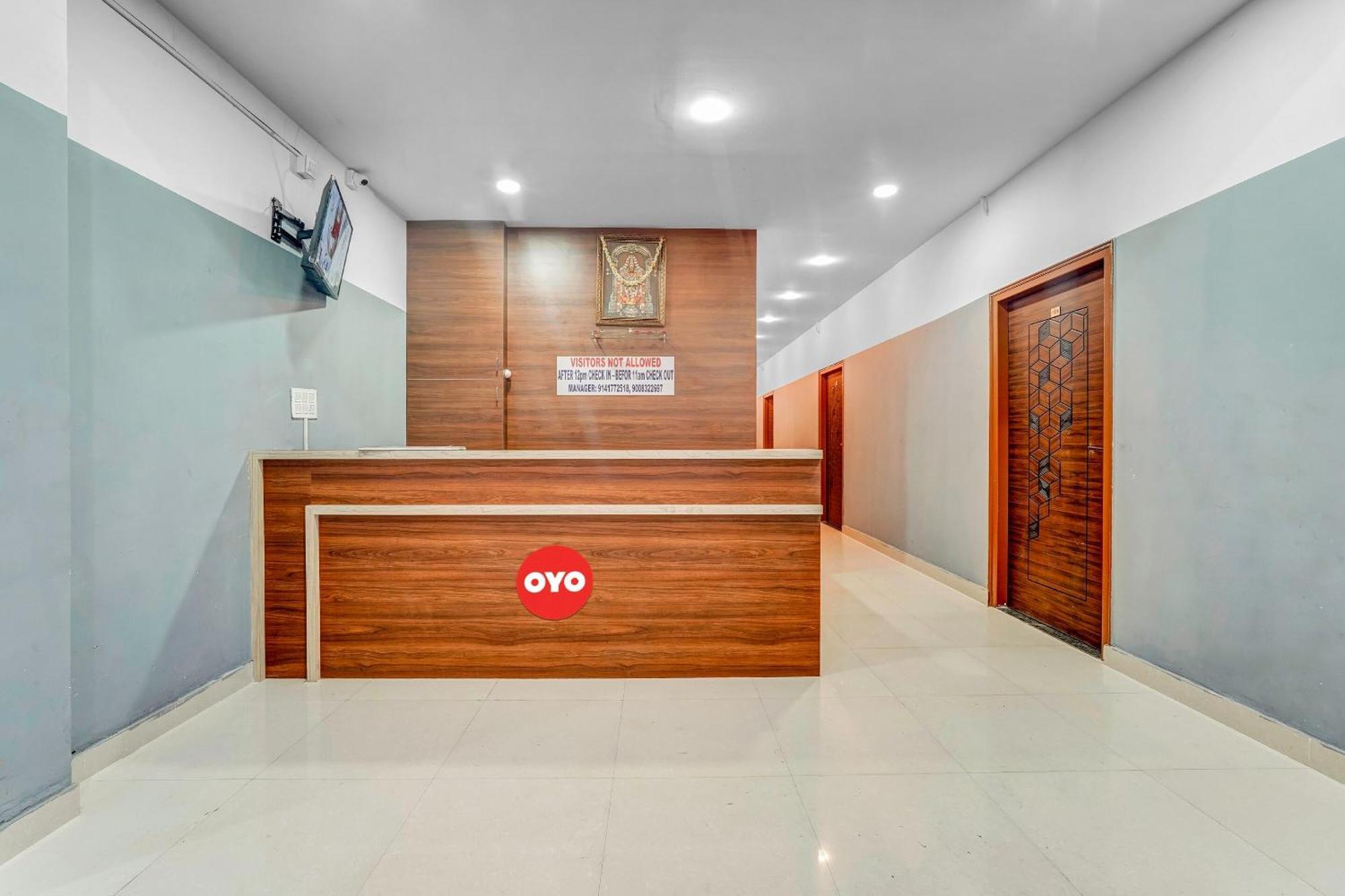 Oyo Flagship Hotel Ayodhya Bangalore Buitenkant foto